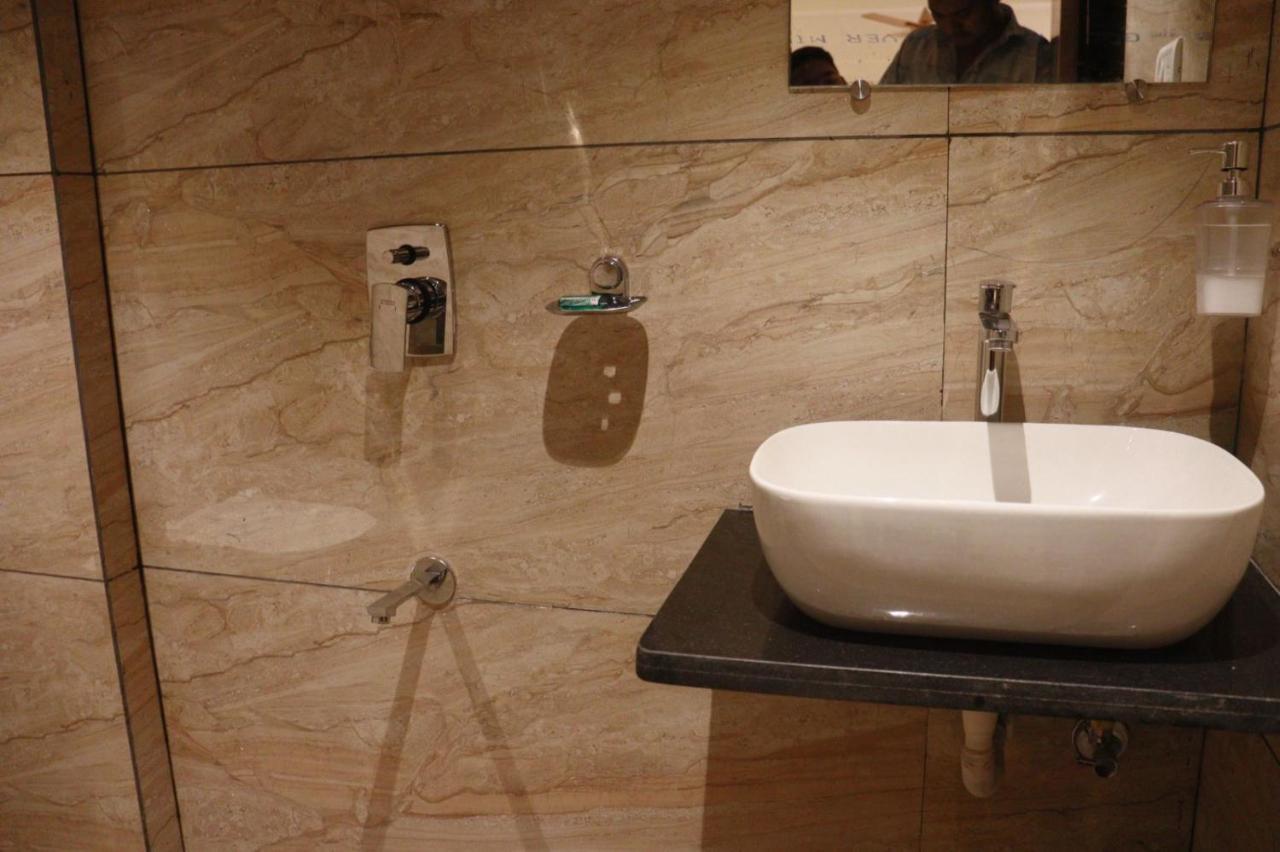 Hotel Candor Amigo Airoli Mind Space Navi Mumbai Luaran gambar