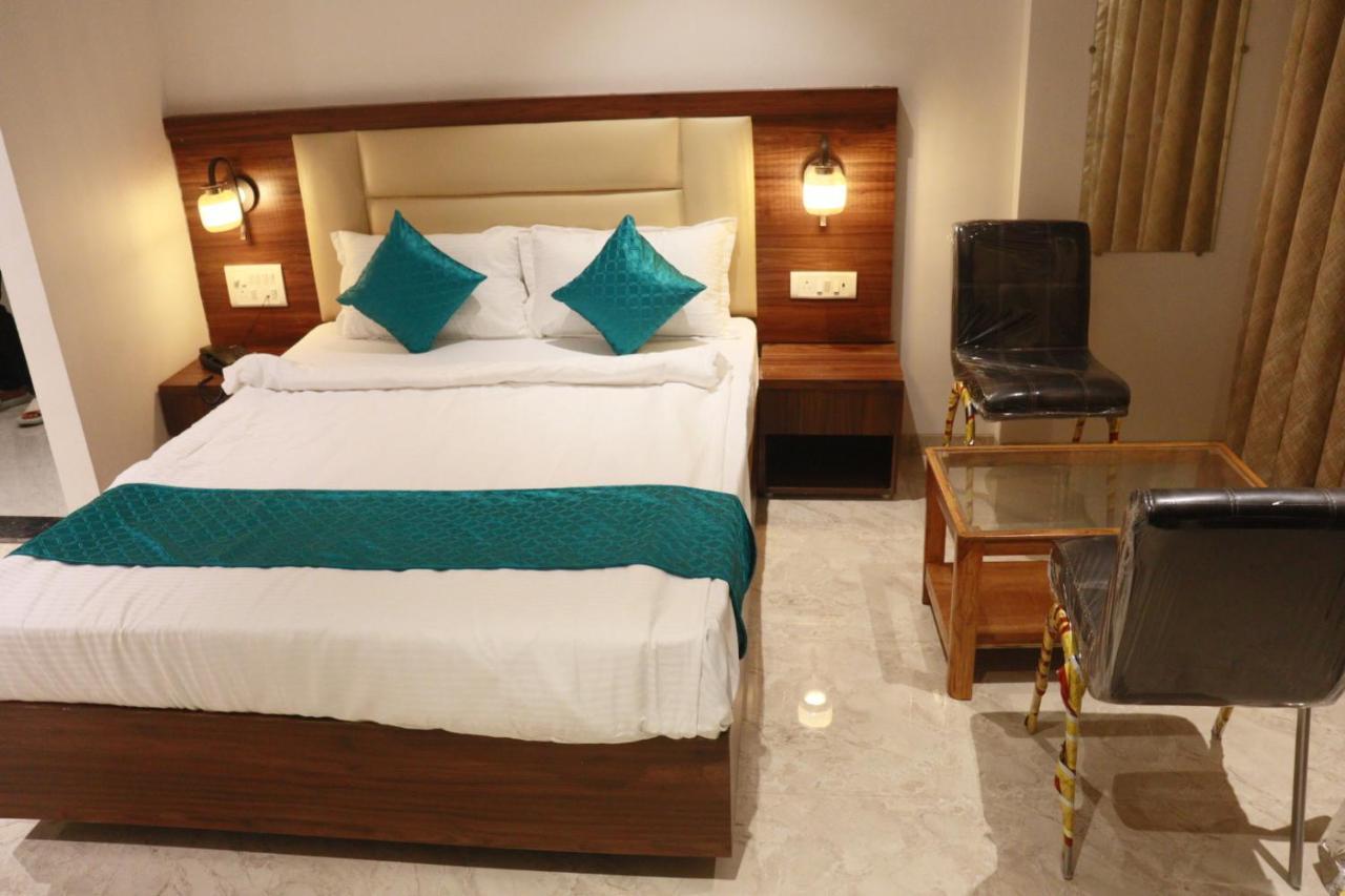Hotel Candor Amigo Airoli Mind Space Navi Mumbai Luaran gambar