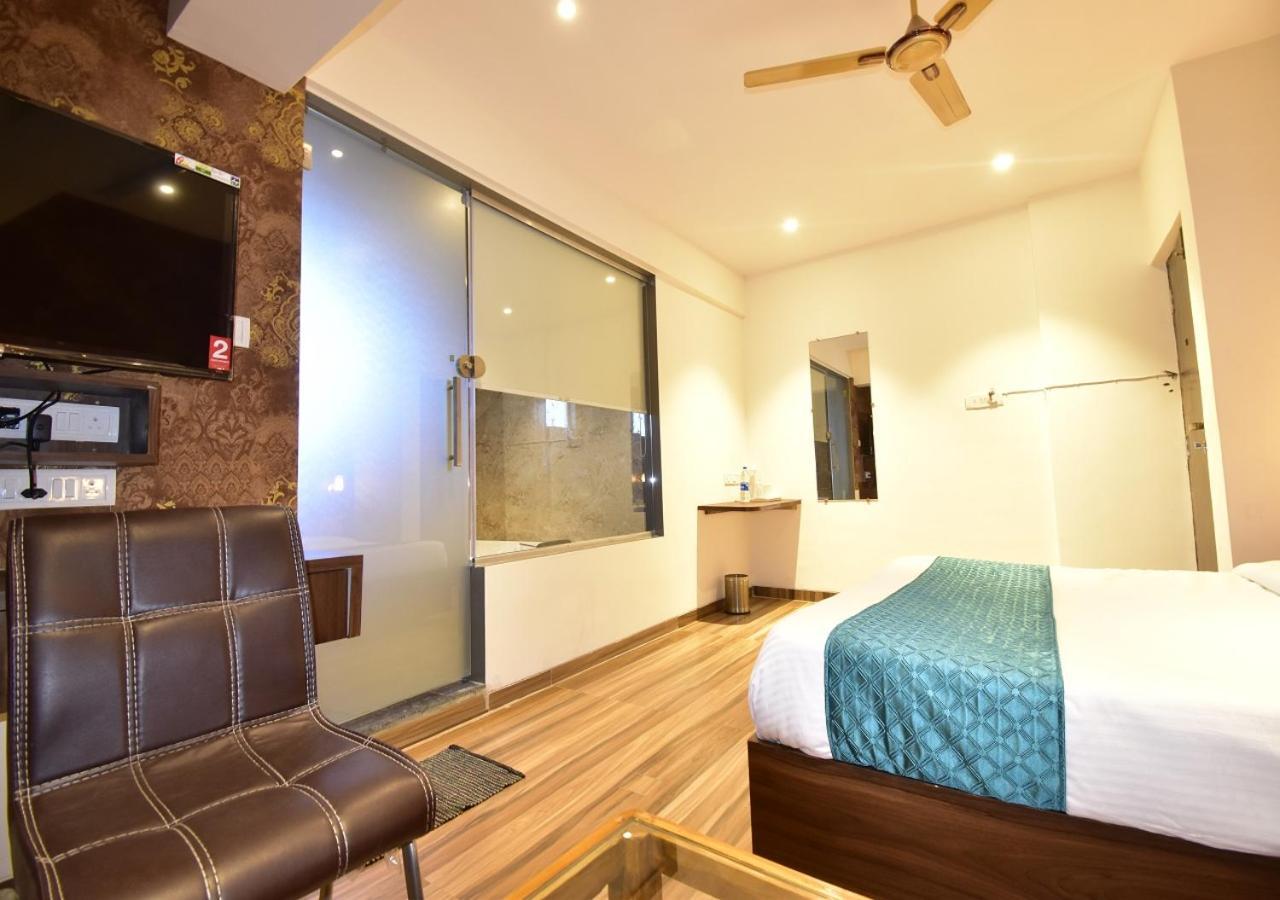 Hotel Candor Amigo Airoli Mind Space Navi Mumbai Luaran gambar